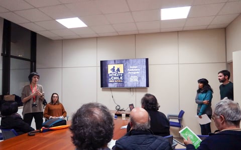 Sessão de apresentação no AzLab na Faculdade de Letras da Universidade de Lisboa.